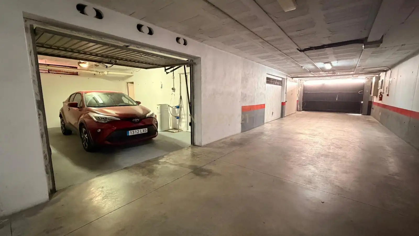Parking of Detached homes for sale in Málaga  with Air Conditioner, Storage room and Swimming Pool