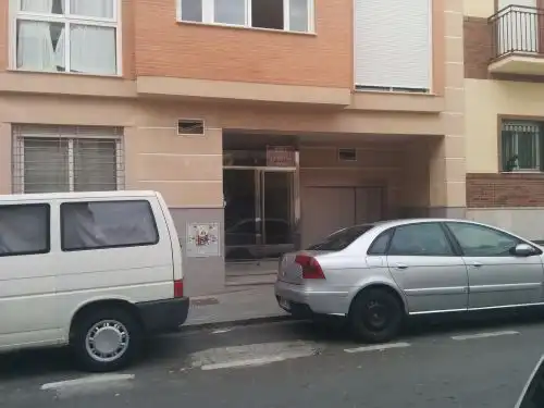 Aparcament de Edifici en venda en Granada