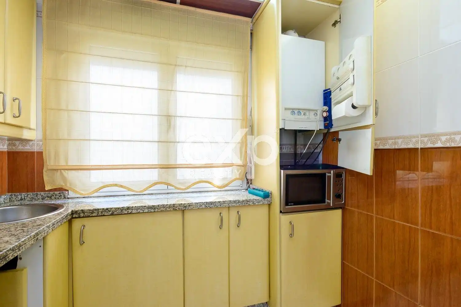 Cocina de Piso en venta en Oviedo  con Calefacción, Parquet y Amueblado