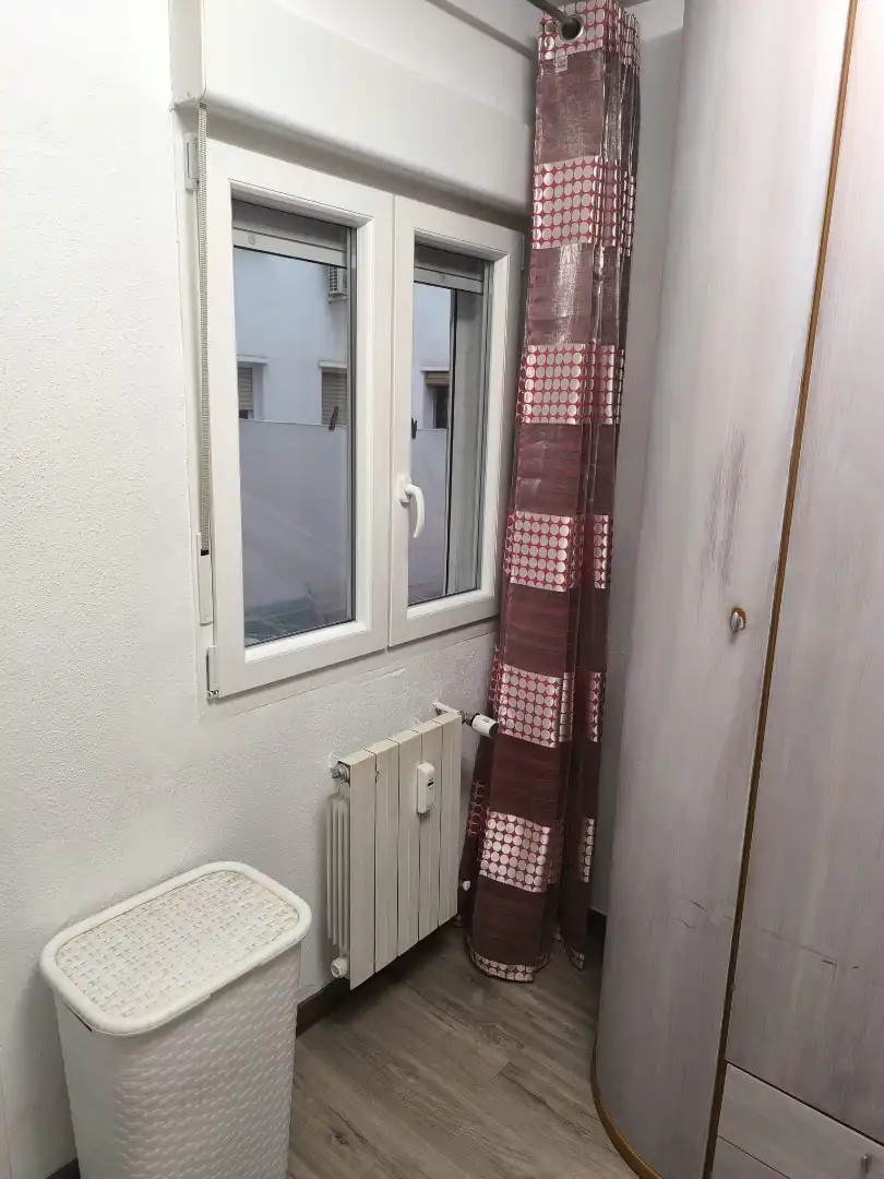 Bathroom of Flat for sale in Zaragoza  with Air Conditioner, Heating and Terrace