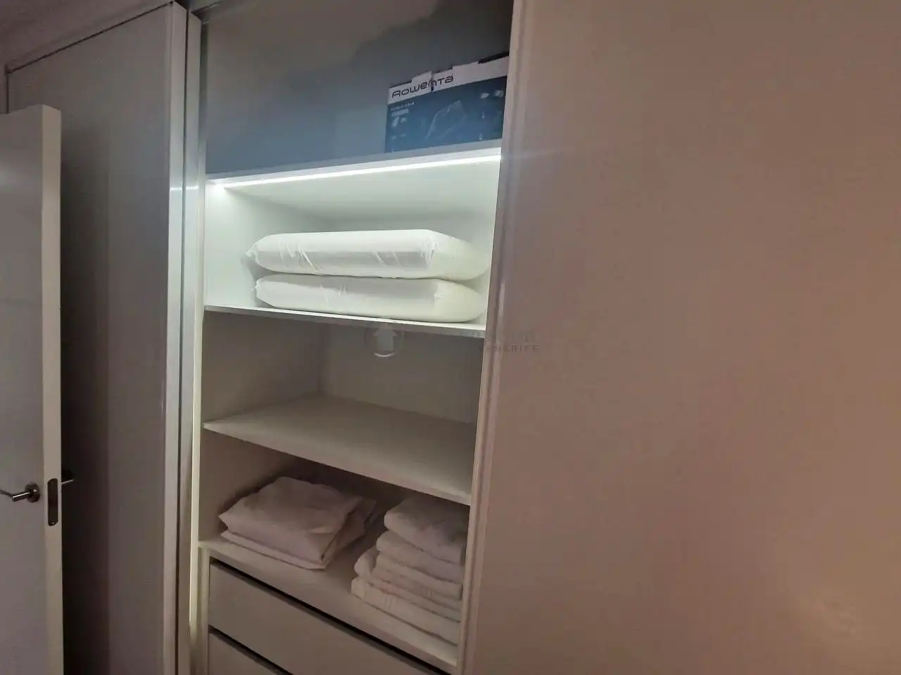 Habitación de Piso de alquiler en Arona con Terraza, Amueblado y Internet