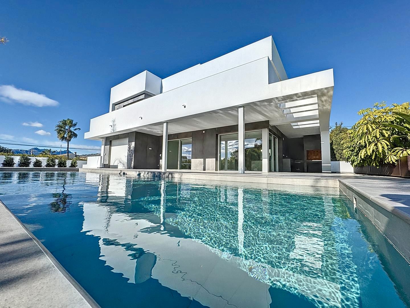 Piscina de Casa o xalet en venda en Moraira amb Aire condicionat, Calefacció i Jardí privat