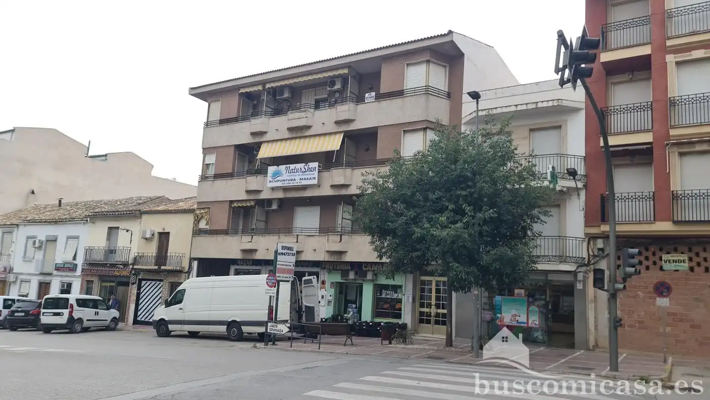 Außenansicht von Wohnung zum Verkauf in Jódar mit Balkon