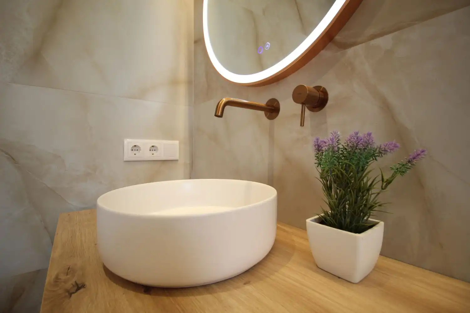 Bathroom of Flat for sale in Almenara  with Air Conditioner, Heating and Storage room
