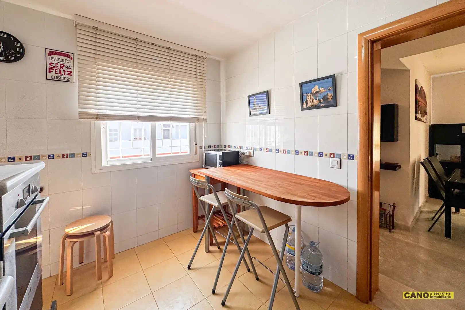 Küche von Wohnung zum Verkauf in Almería mit Klimaanlage, Heizung und Terrasse