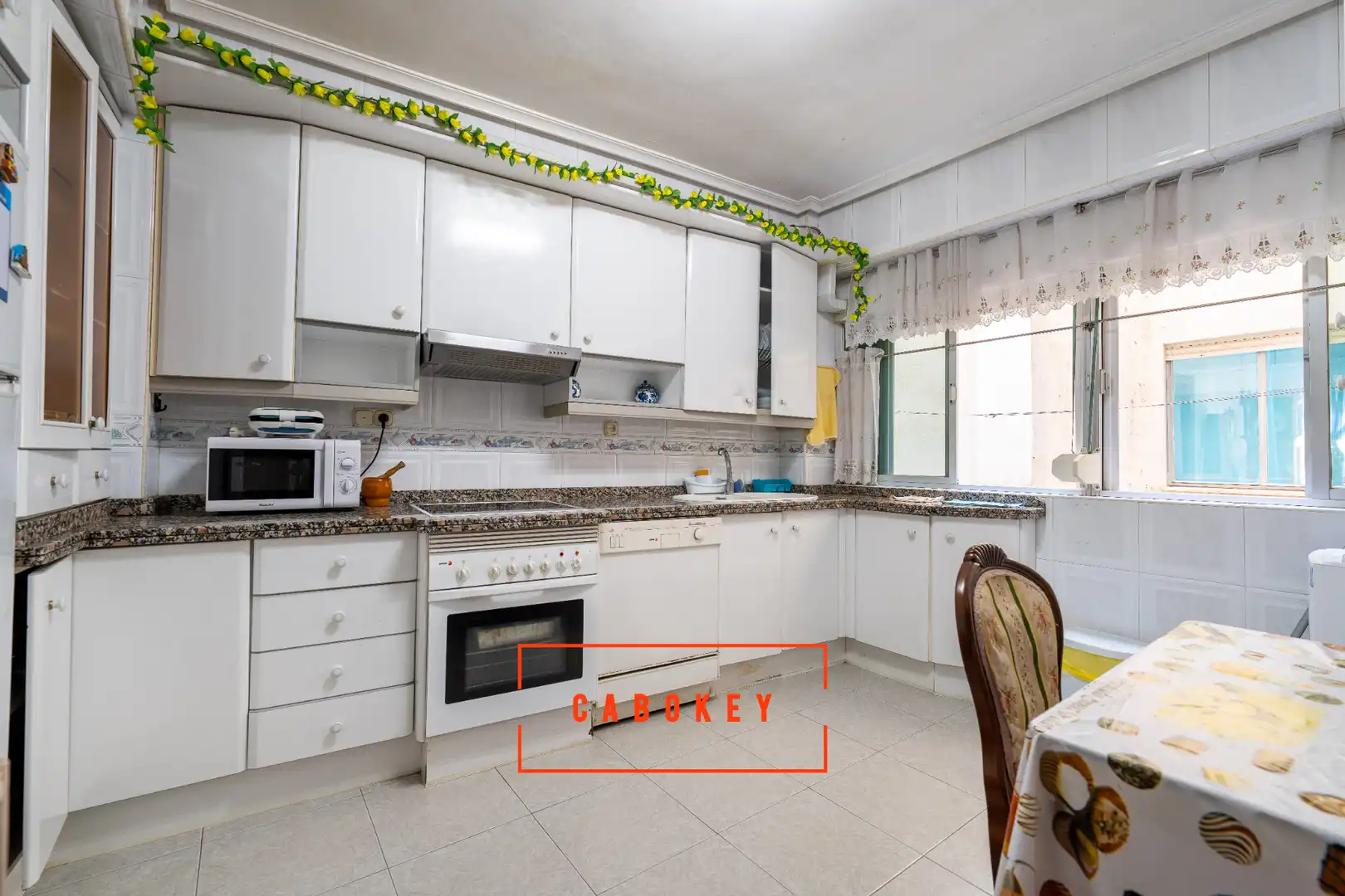 Cocina de Piso en venta en Almería