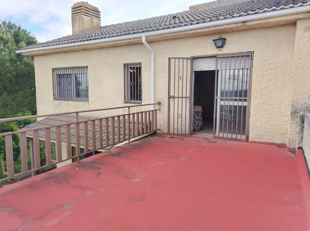 Vista exterior de Casa o chalet en venta en Pedrezuela con Calefacción, Jardín privado y Terraza