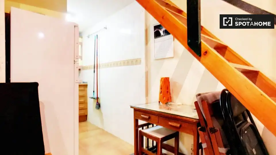Habitació a Embajadores - Lavapiés