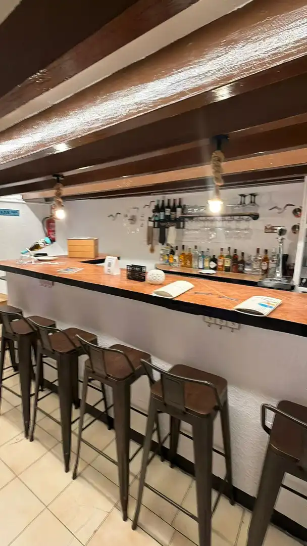 Local de lloguer en Alicante / Alacant amb Aire condicionat i Moblat