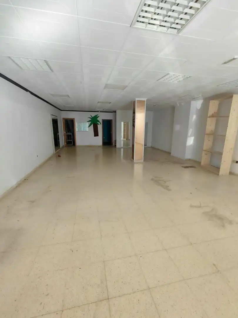 Business premises to rent in El Tancat - Mas d'en Gual, imagen 2