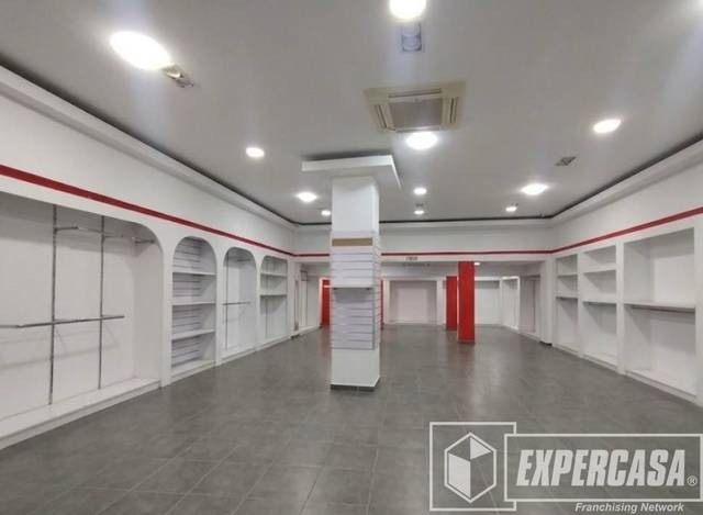 Local comercial en Venta en Carretera CARRETERA DE LLIRIA, 60 en Zona Campus Universitario