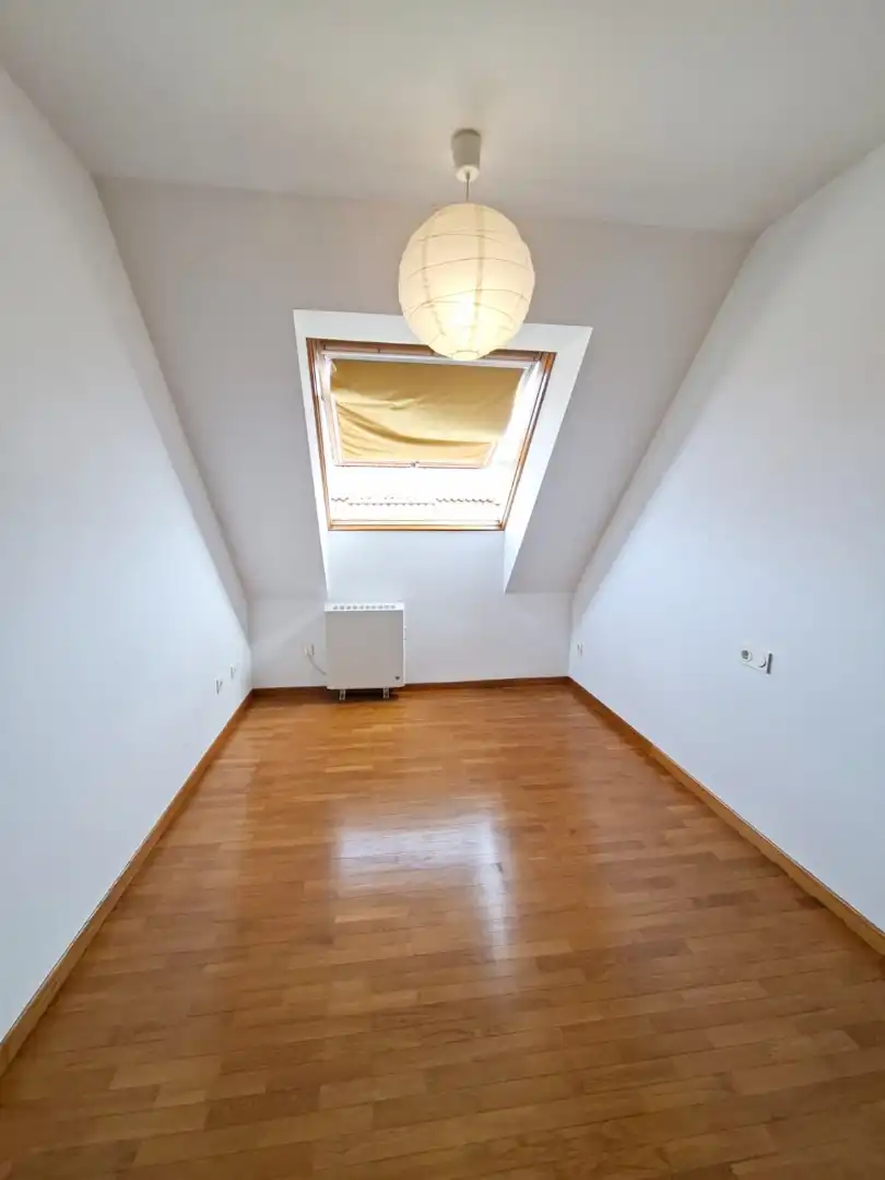 Habitación de Ático en venta en Ribeira con Calefacción, Terraza y Trastero