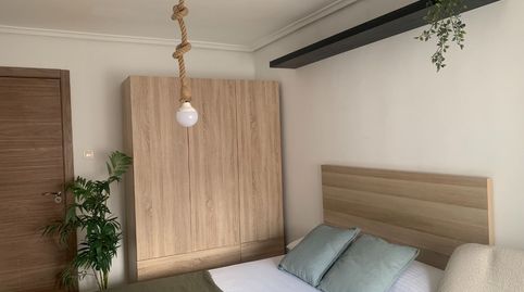 Foto 2 de Habitació a Calle Clara Campoamor, 9, Versalles, Avilés