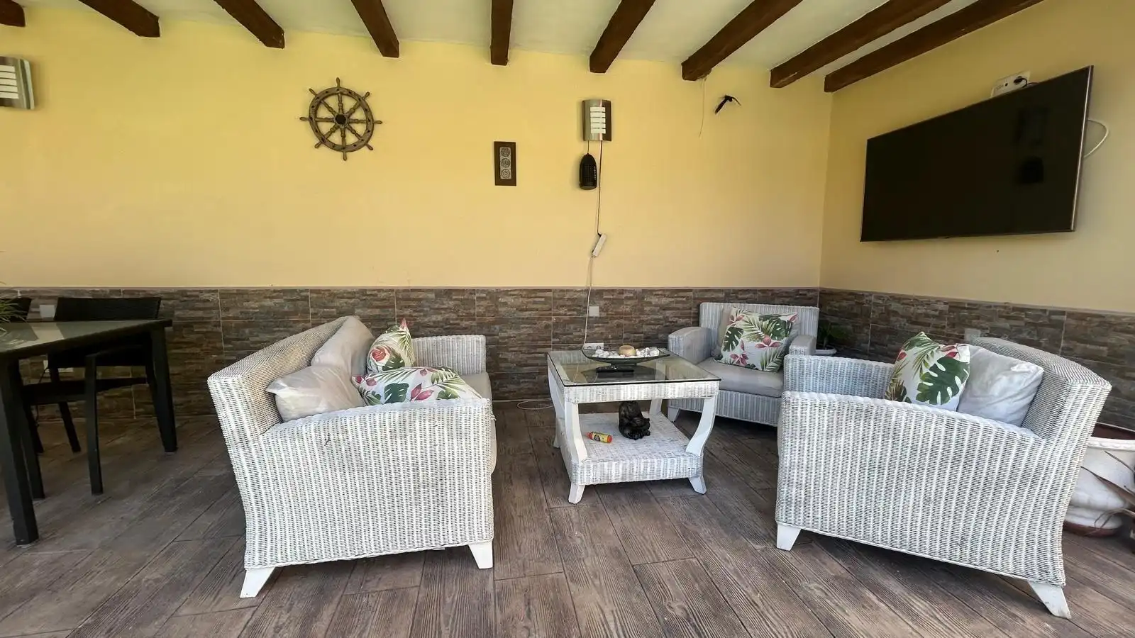 Living room of Houses for rent in Jerez de la Frontera  with Air Conditioner, Private garden and Storage room