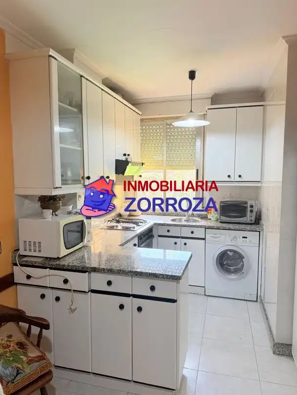 Cocina de Piso en venta en Barakaldo  con Calefacción