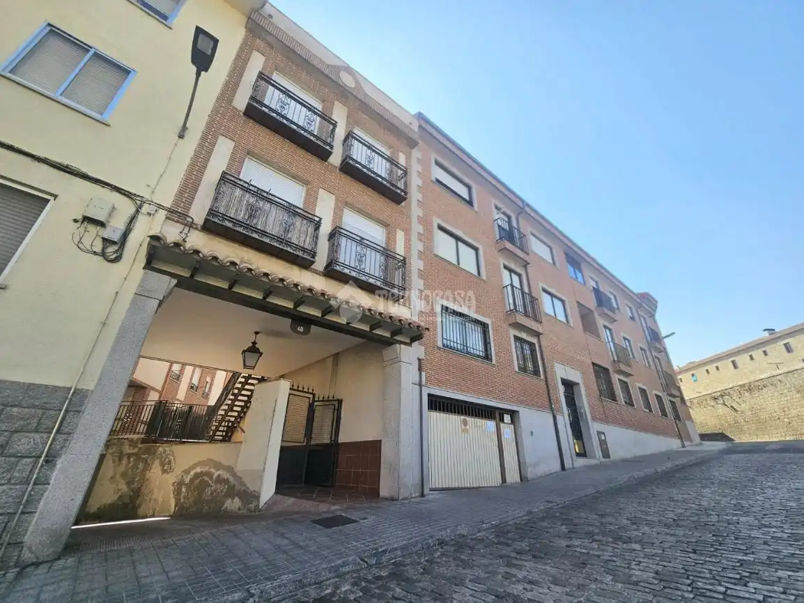 Vista exterior de Pis en venda en Ávila amb Calefacció i Terrassa