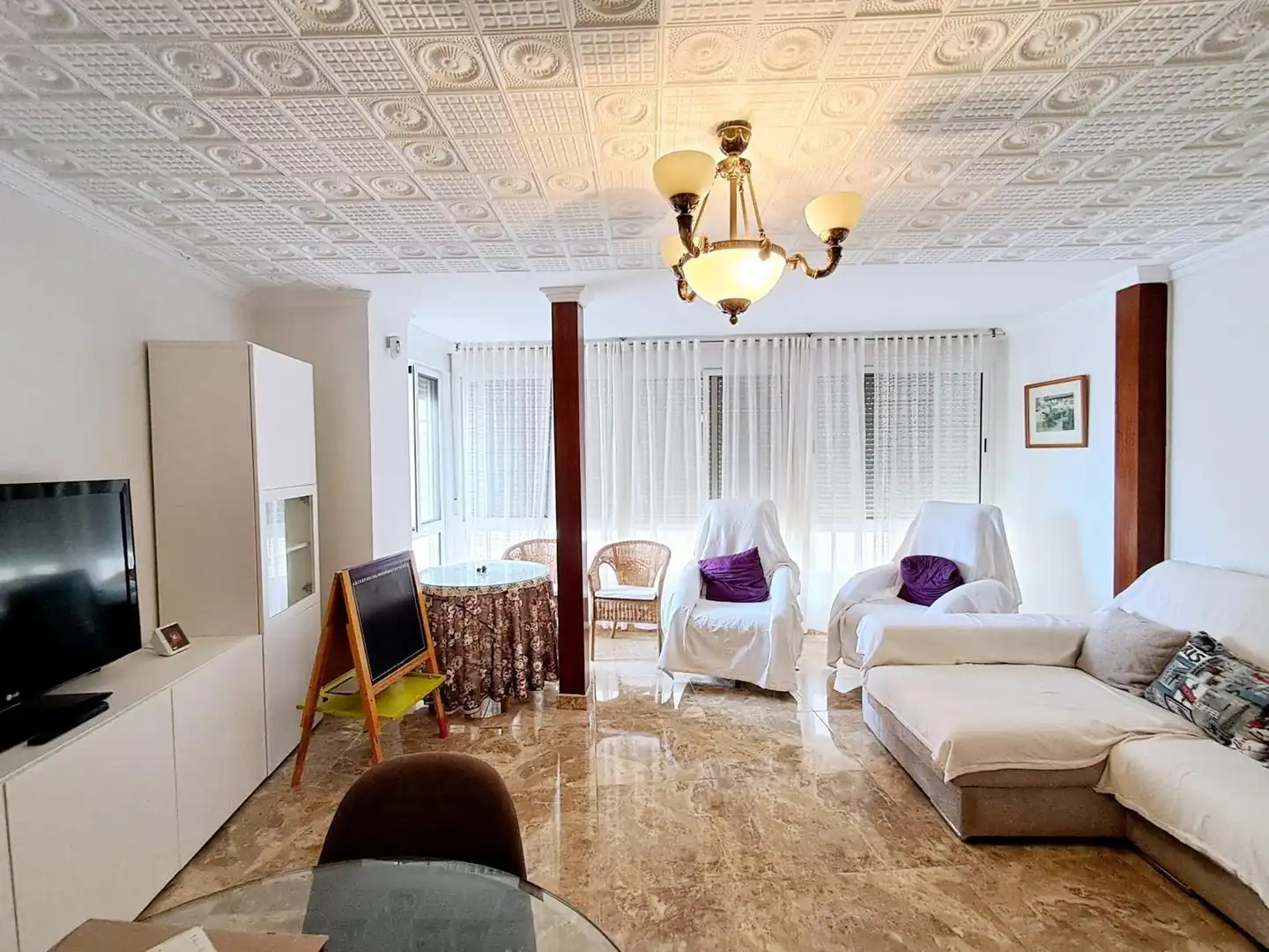 Sala de estar de Piso en venta en Águilas con Terraza y Amueblado