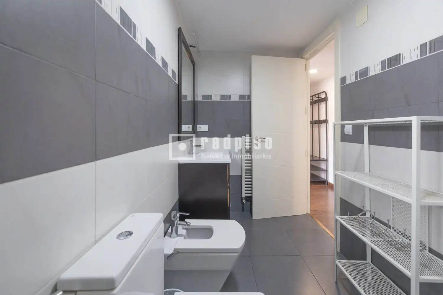 Baño de Piso en venta en Madrid con Aire acondicionado, Calefacción y Terraza