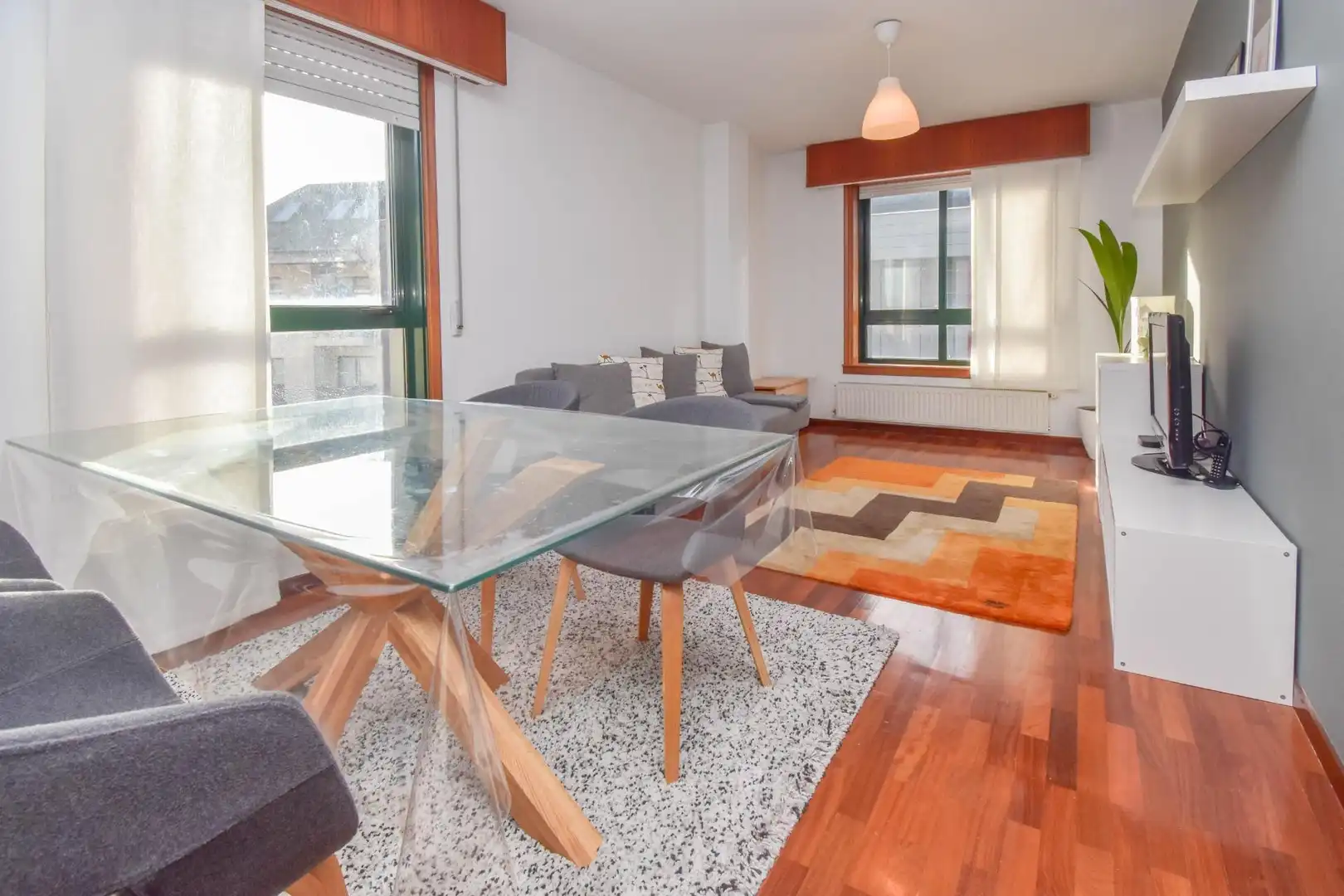 Sala d'estar de Pis en venda en Culleredo amb Calefacció i Parquet