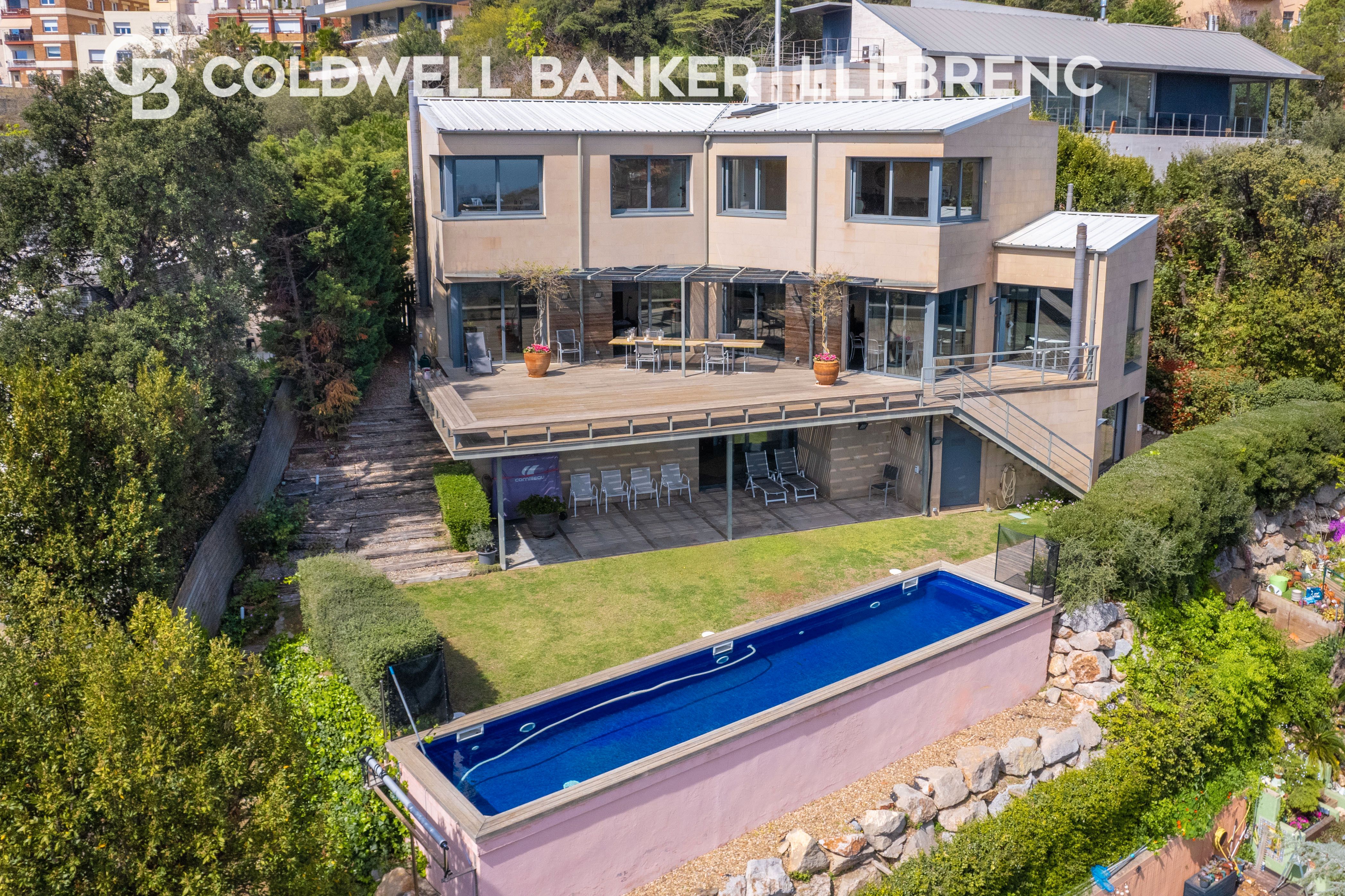 Piscina de Casa o xalet en venda en  Barcelona Capital amb Aire condicionat, Calefacció i Jardí privat