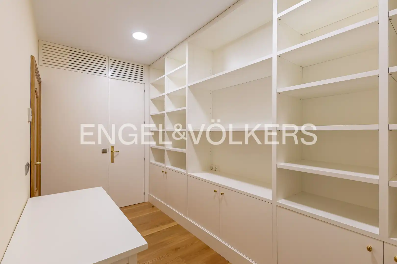 Casa o xalet de lloguer en Madrid amb Aire condicionat, Calefacció i Jardí privat