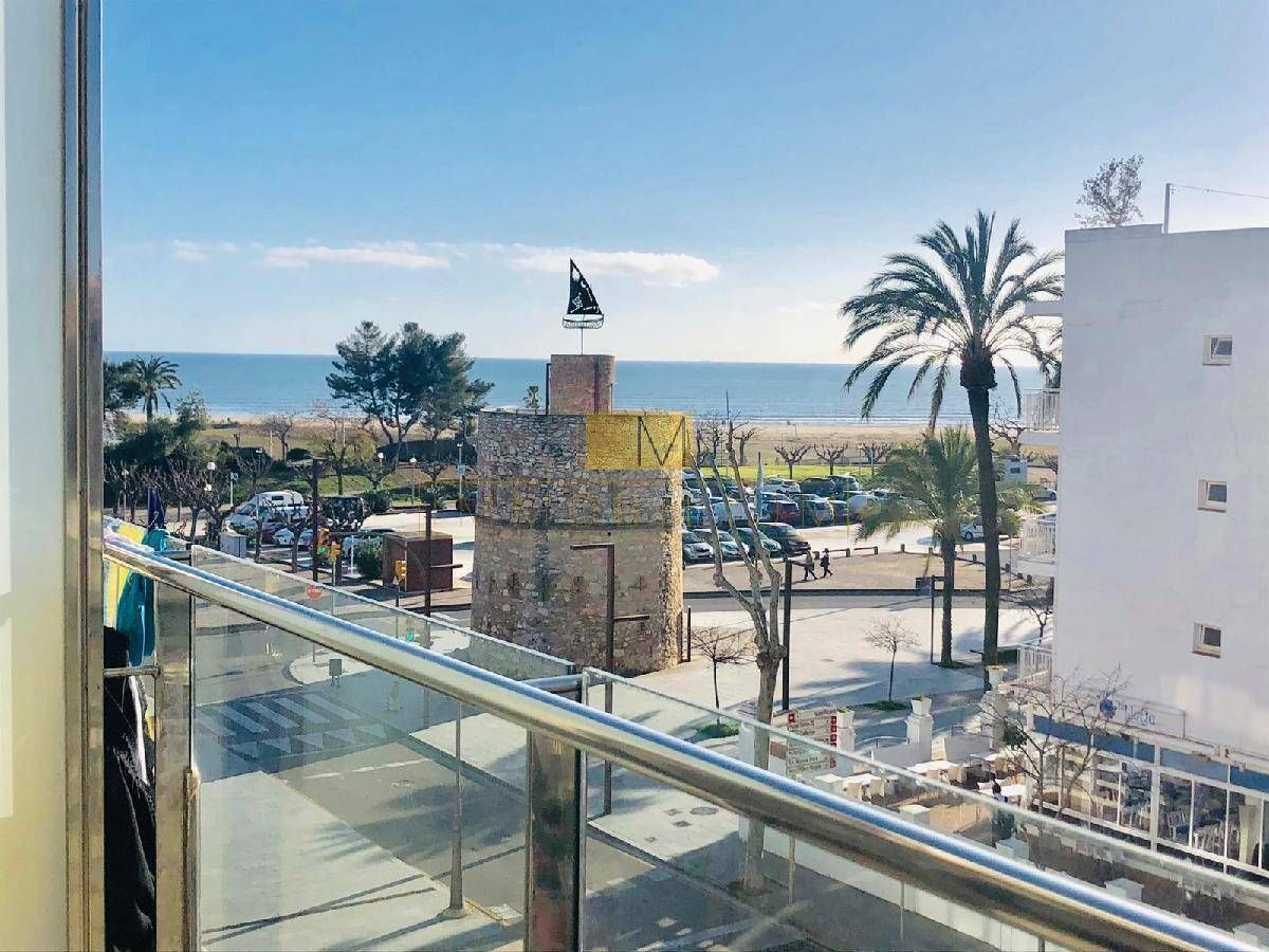 Vista exterior de Dúplex en venda en Vilanova i la Geltrú amb Aire condicionat, Calefacció i Terrassa
