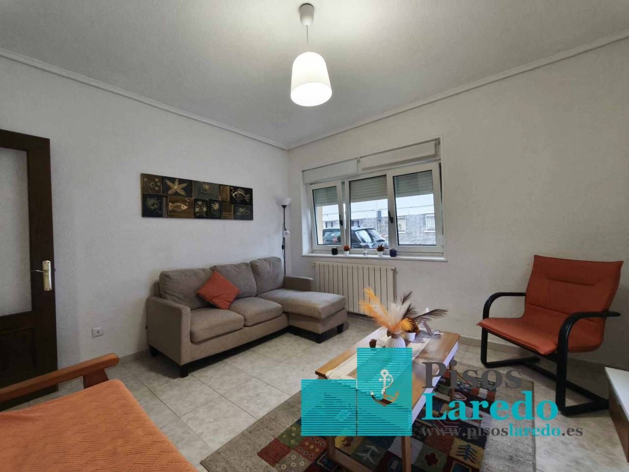 Sala de estar de Piso en venta en Laredo con Calefacción, Jardín privado y Parquet