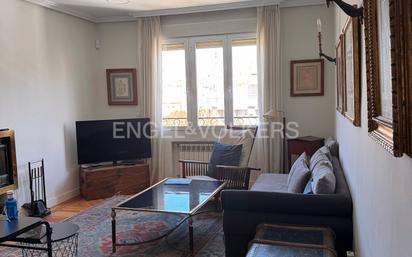 Sala d'estar de Apartament en venda en  Madrid Capital amb Aire condicionat, Calefacció i Traster