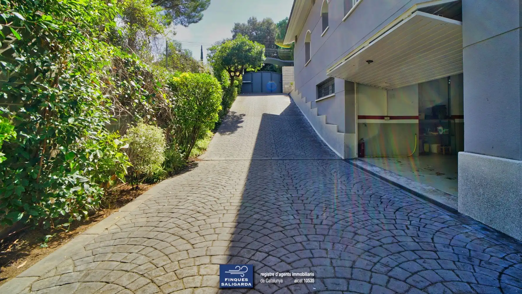 Vista exterior de Casa o xalet en venda en La Garriga amb Aire condicionat, Calefacció i Jardí privat