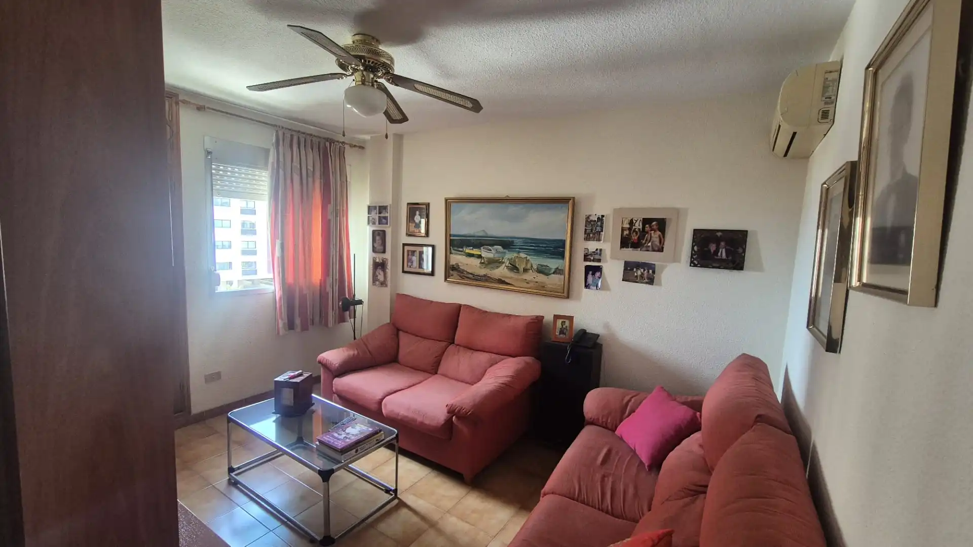 Living room of Flat for sale in Santa Cruz de Tenerife  with Air Conditioner, Heating and Furnished