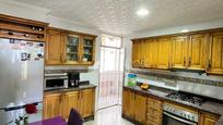 Küche von Wohnung zum verkauf in Novelda mit Klimaanlage und Balkon