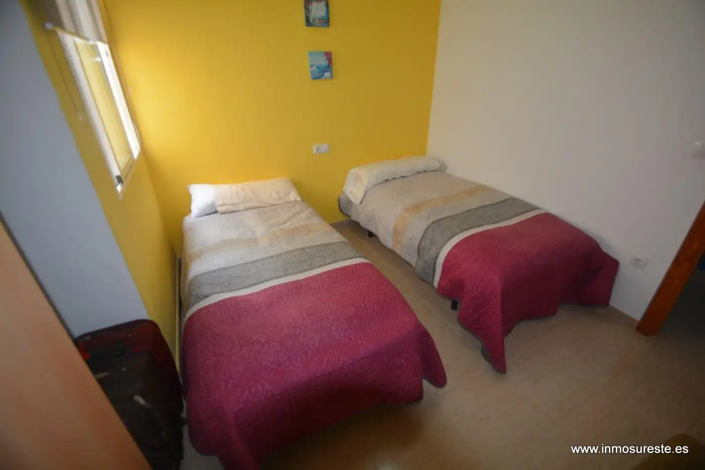 Habitación de Piso en venta en Almoradí con Amueblado, Balcón y Piscina comunitaria