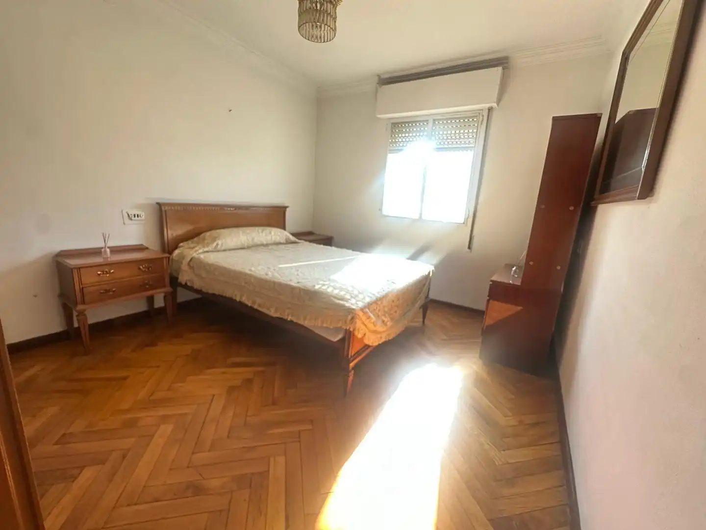 Habitación de Piso en venta en Ourense Capital  con Calefacción