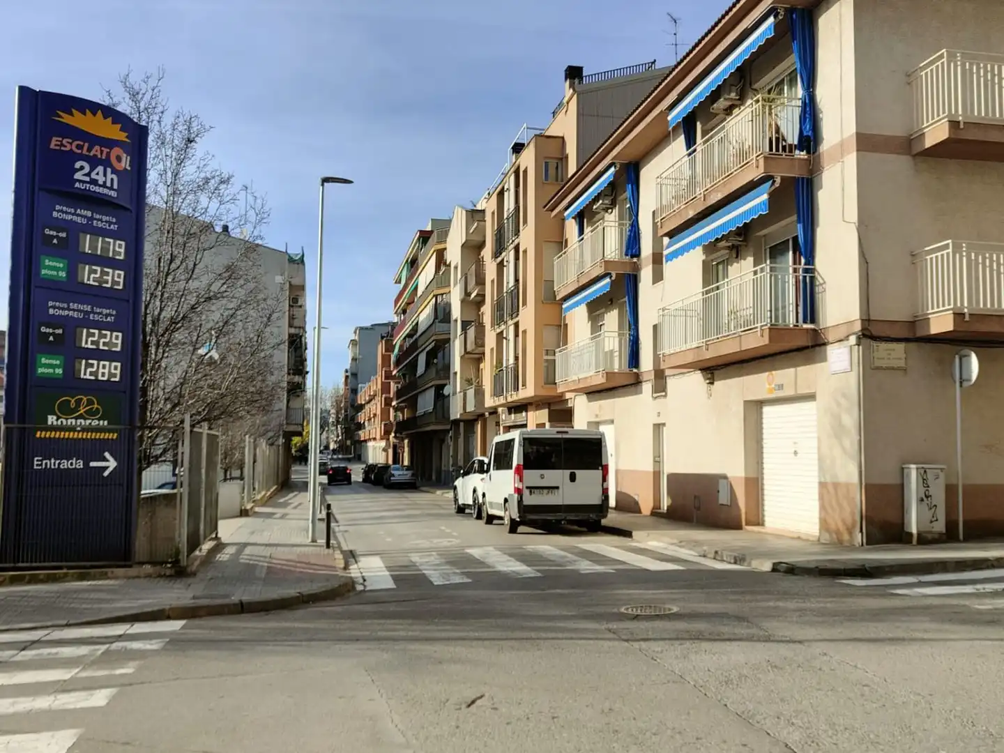 Außenansicht von Garage zur Miete in Olesa de Montserrat