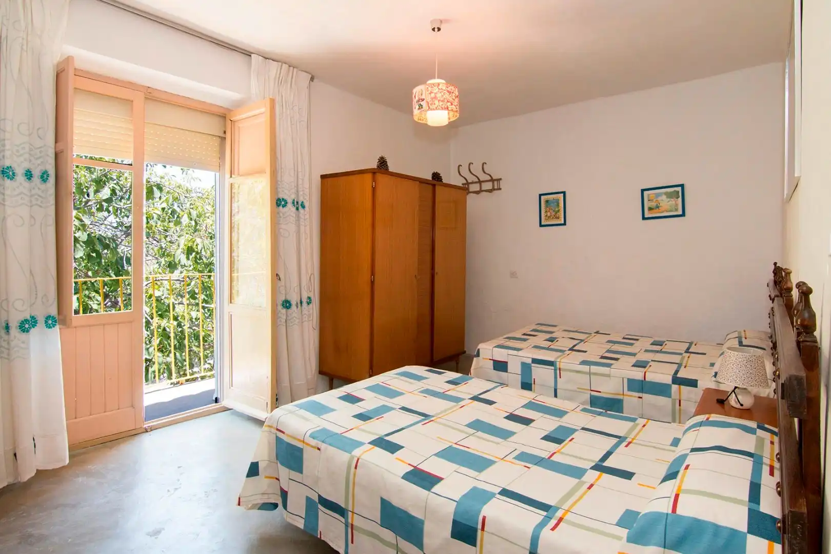 Habitación de Finca rústica en venta en Güéjar Sierra con Terraza, Piscina y Balcón