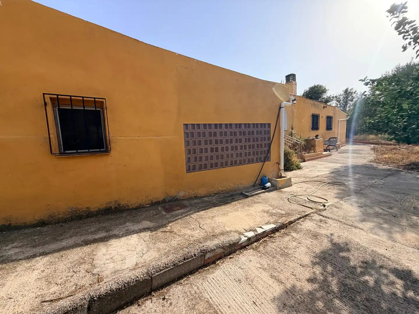 Vista exterior de Casa o chalet en venta en Cheste con Jardín privado y Piscina