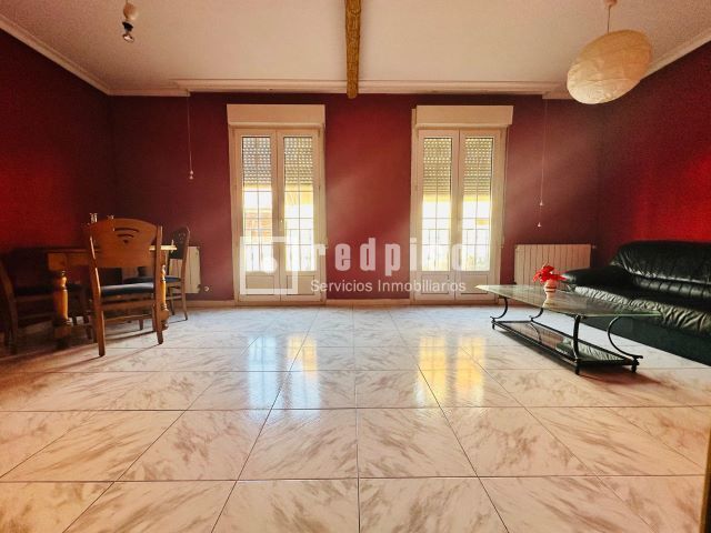 Flat for sale in Casco Antiguo Norte