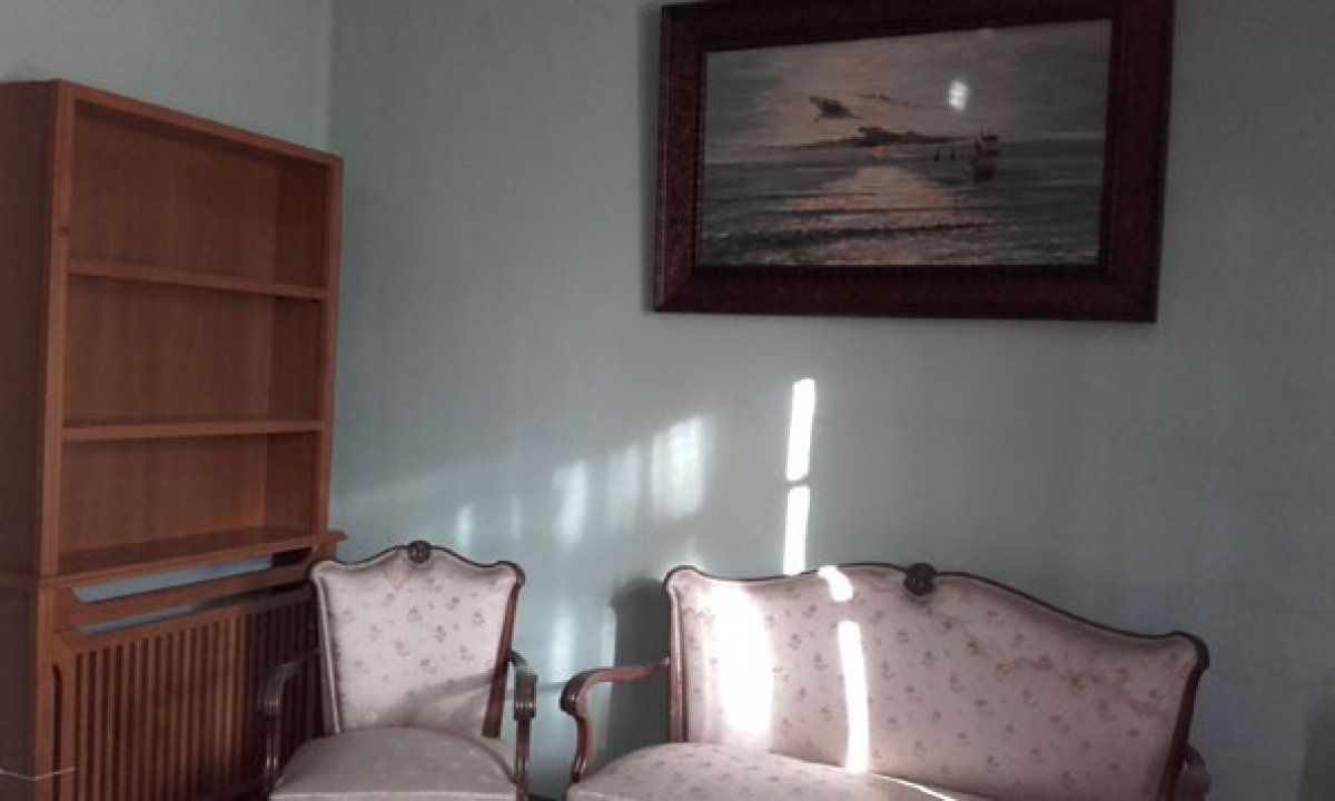 Sala d'estar de Casa o xalet en venda en Béjar amb Terrassa i Moblat