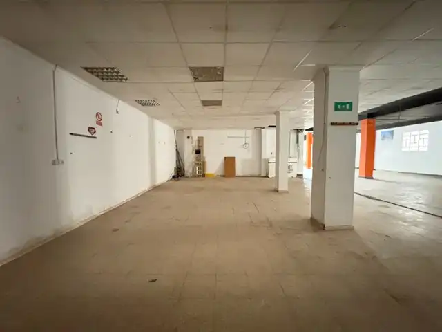 Gewerbefläche zum Verkauf in Passeig de Morella, imagen 10