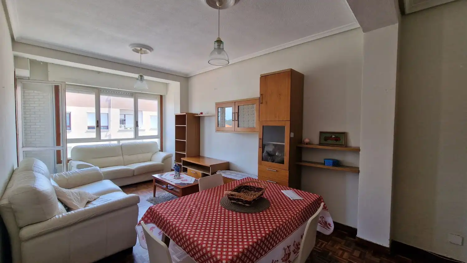Sala de estar de Piso en venta en Torrelavega  con Calefacción y Balcón