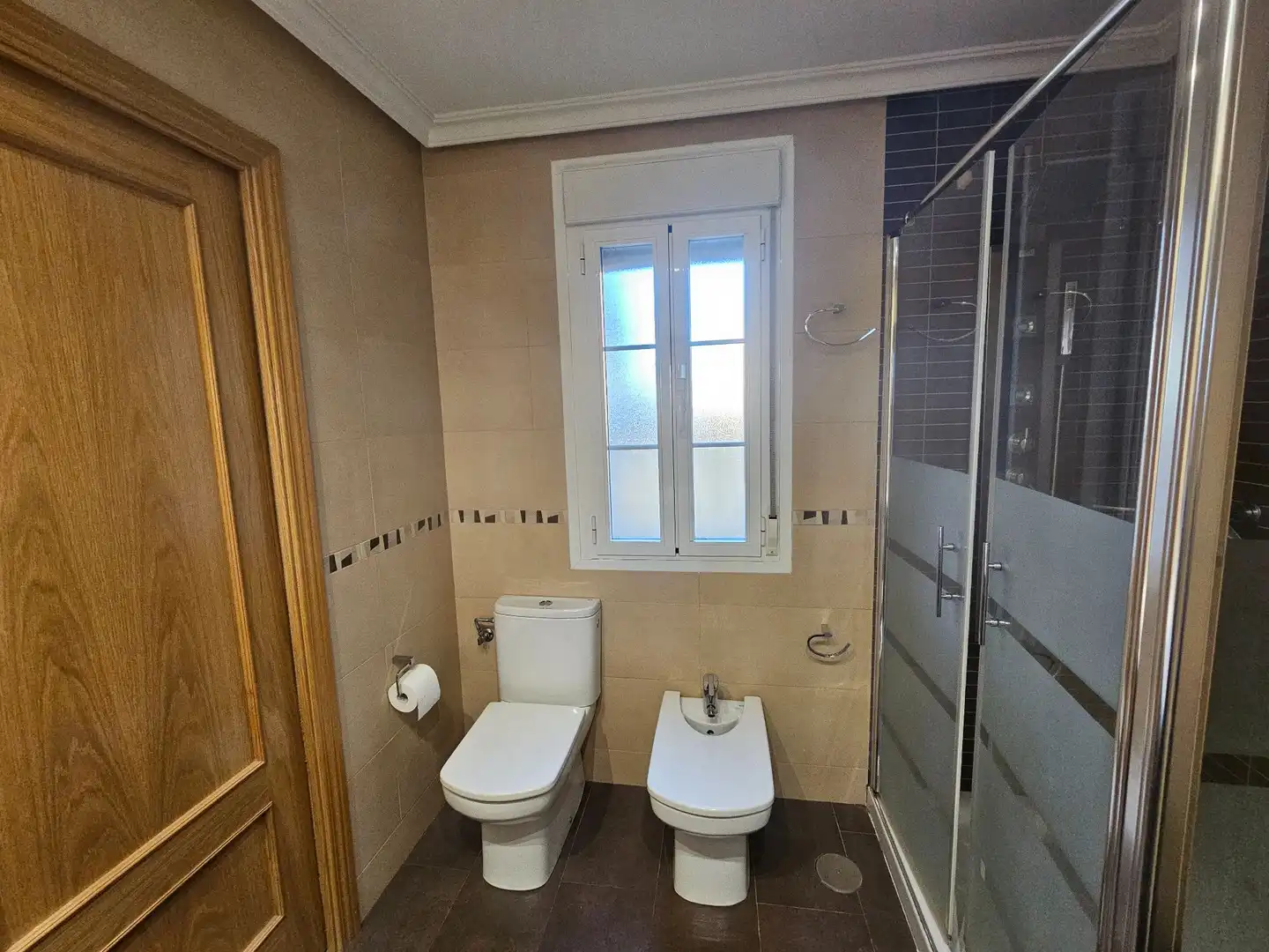 Bathroom of Houses for rent in Valdemorillo  with Air Conditioner, Heating and Private garden