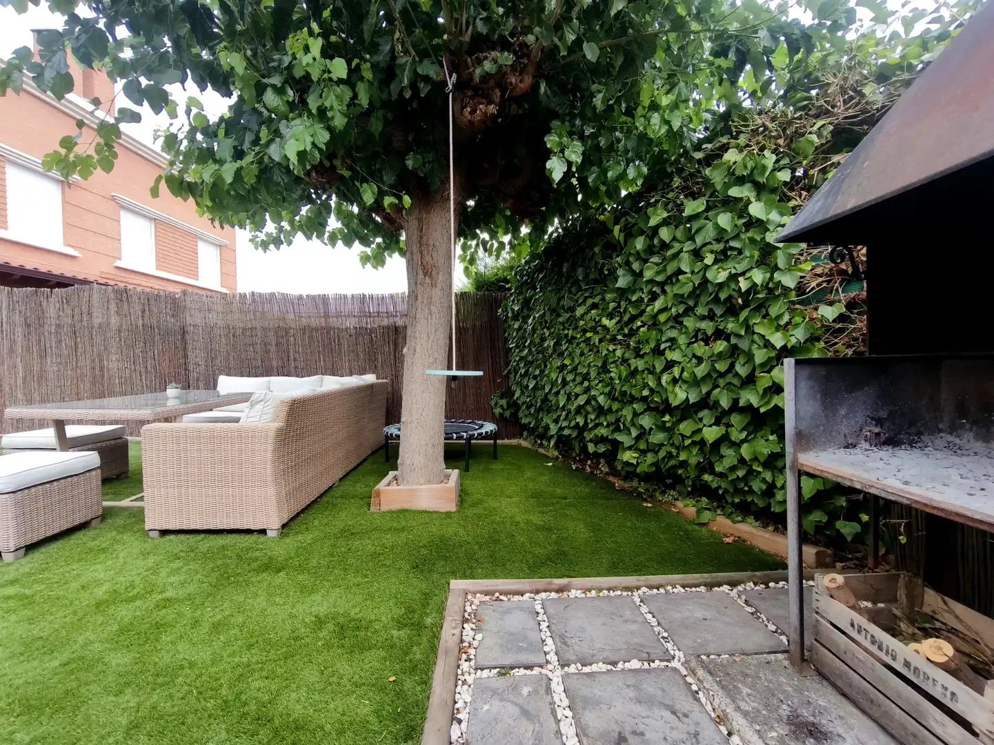 Jardí de Casa o xalet en venda en Lardero amb Aire condicionat, Calefacció i Jardí privat