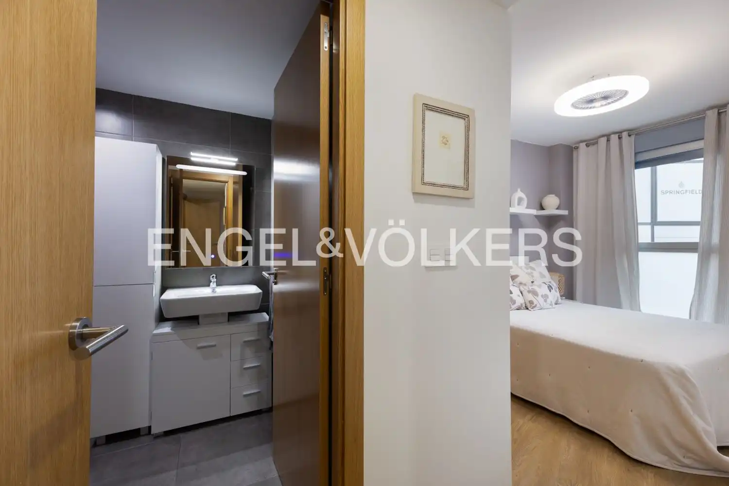 Piso en venta en Valencia con Aire acondicionado, Calefacción y Trastero