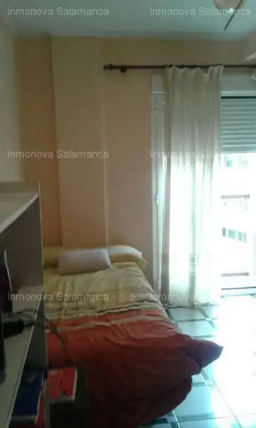Bedroom of Flat for rent in Salamanca  with Heating, Furnished and Oven