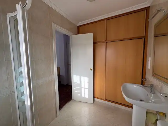 Bathroom of Houses for sale in Algeciras  with Air Conditioner, Private garden and Terrace