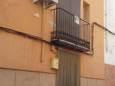 Terraced house for sale in Carrer Sant Agustí 9