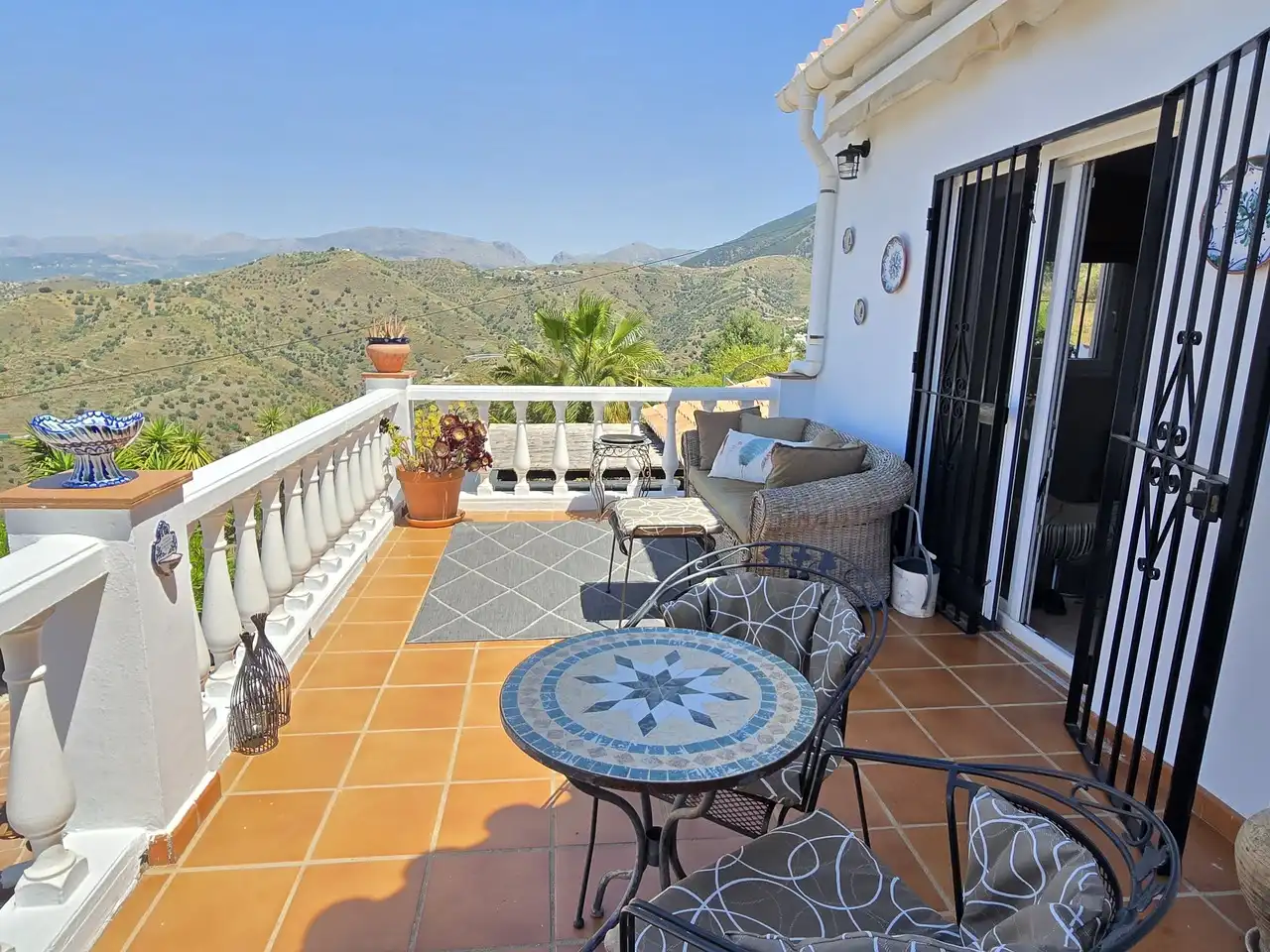 Terrassa de Casa o xalet en venda en Canillas de Aceituno amb Aire condicionat, Terrassa i Piscina