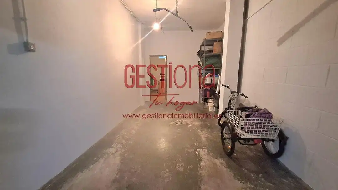 Erdgeschoss zum Verkauf in Castro-Urdiales mit Heizung, Privatgarten und Terrasse