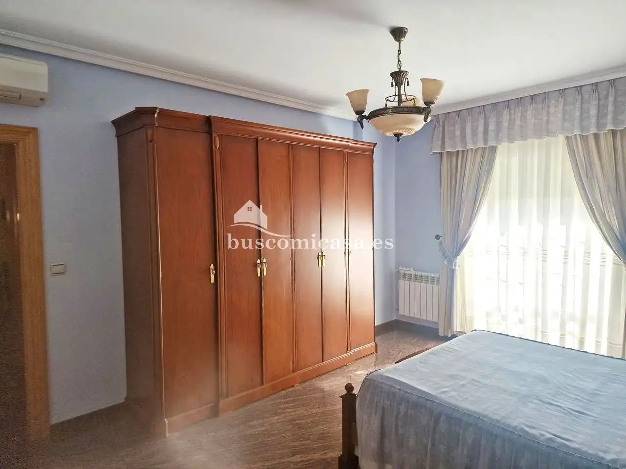 Dormitori de Casa adosada en venda en Torredelcampo amb Aire condicionat, Calefacció i Jardí privat