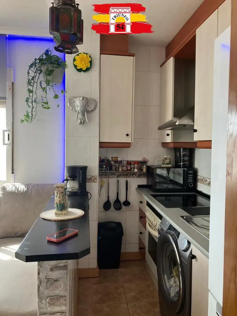 Cuina de Àtic en venda en Pilar de la Horadada amb Aire condicionat, Terrassa i Moblat